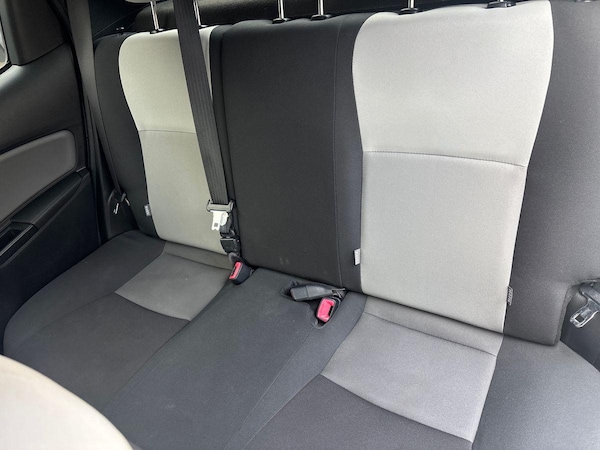 Used Toyota Yaris 2016 for sale - 76221744: Photo 17