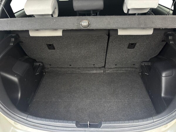 Used Toyota Yaris 2016 for sale - 76221744: Photo 18