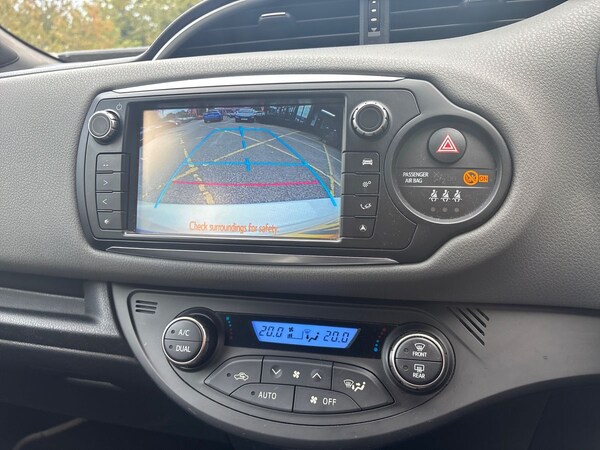 Used Toyota Yaris 2016 for sale - 76221744: Photo 19