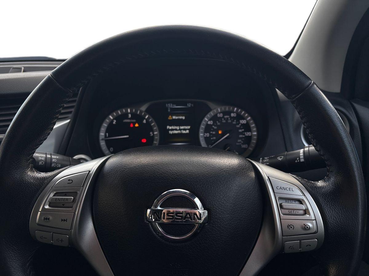 Used Nissan Navara 2017 for sale - 77903232: Photo 14