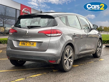 Used Renault Scenic 2017 for sale - 77698231: Photo