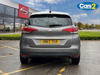 Used Renault Scenic 2017 for sale - 77698231: Photo