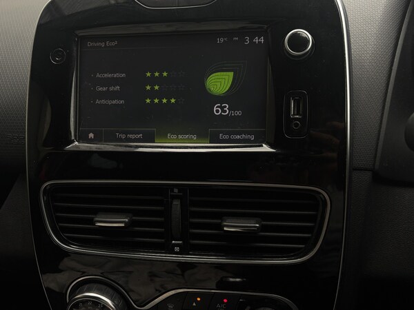 Used Renault Clio 2018 for sale - 75396258: Photo 32