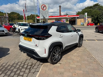 Used Toyota Yaris Cross 2023 for sale - 79503437: Photo