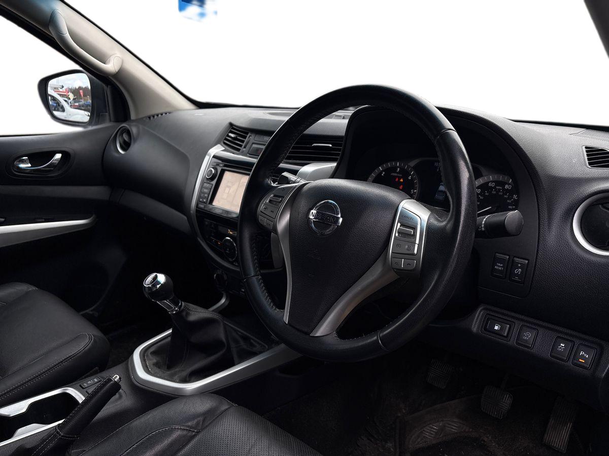 Used Nissan Navara 2018 for sale - 77698236: Photo 10