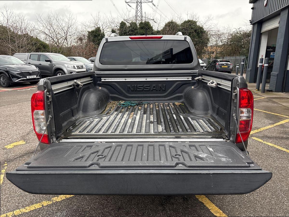 Used Nissan Navara 2018 for sale - 77698236: Photo 18