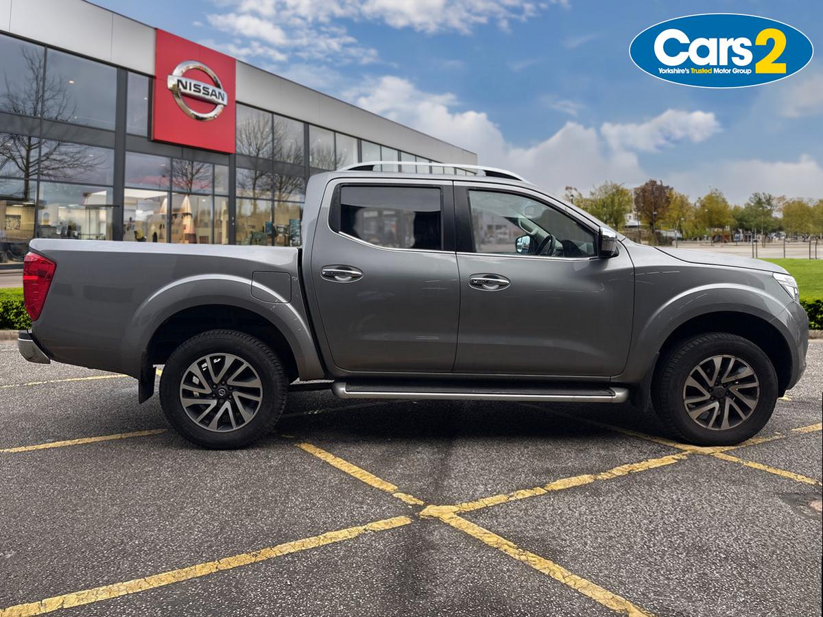 Used Nissan Navara 2018 for sale - 77698236: Photo 2