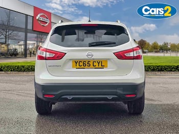 Used Nissan Qashqai 2015 for sale - 79710241: Photo