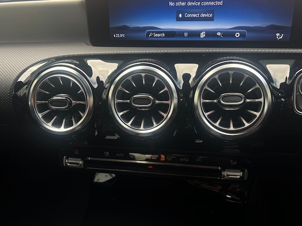Used Mercedes-Benz CLA 2023 for sale - 75396289: Photo 29