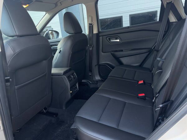 Used Nissan X-Trail 2024 for sale - 75396298: Photo 17