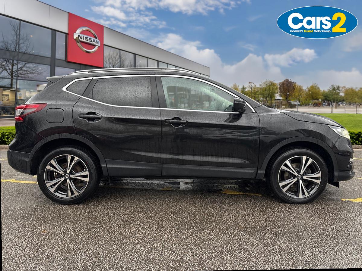Used Nissan Qashqai 2018 for sale - 77186259: Photo 2