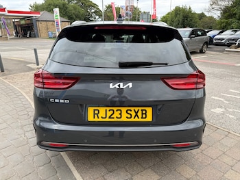 Used Kia Ceed 2023 for sale - 79502285: Photo