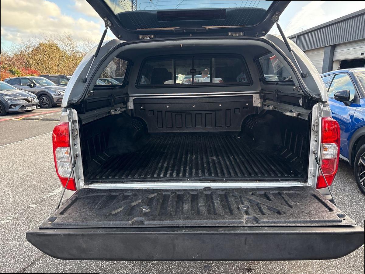 Used Nissan Navara 2017 for sale - 76914876: Photo 18