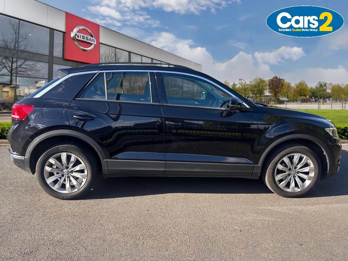 Used Volkswagen T-Roc 2020 for sale - 76196015: Photo 2