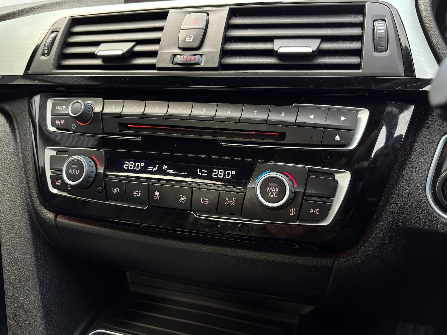 Used BMW 3 Series 2017 for sale - 76452150: Photo 29