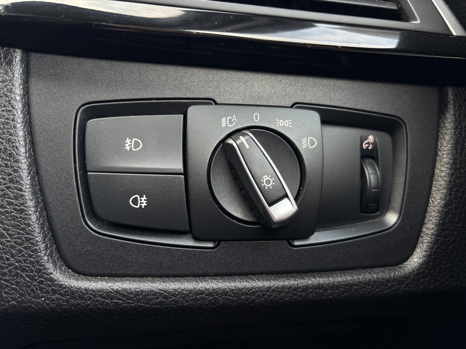 Used BMW 3 Series 2017 for sale - 76452150: Photo 36