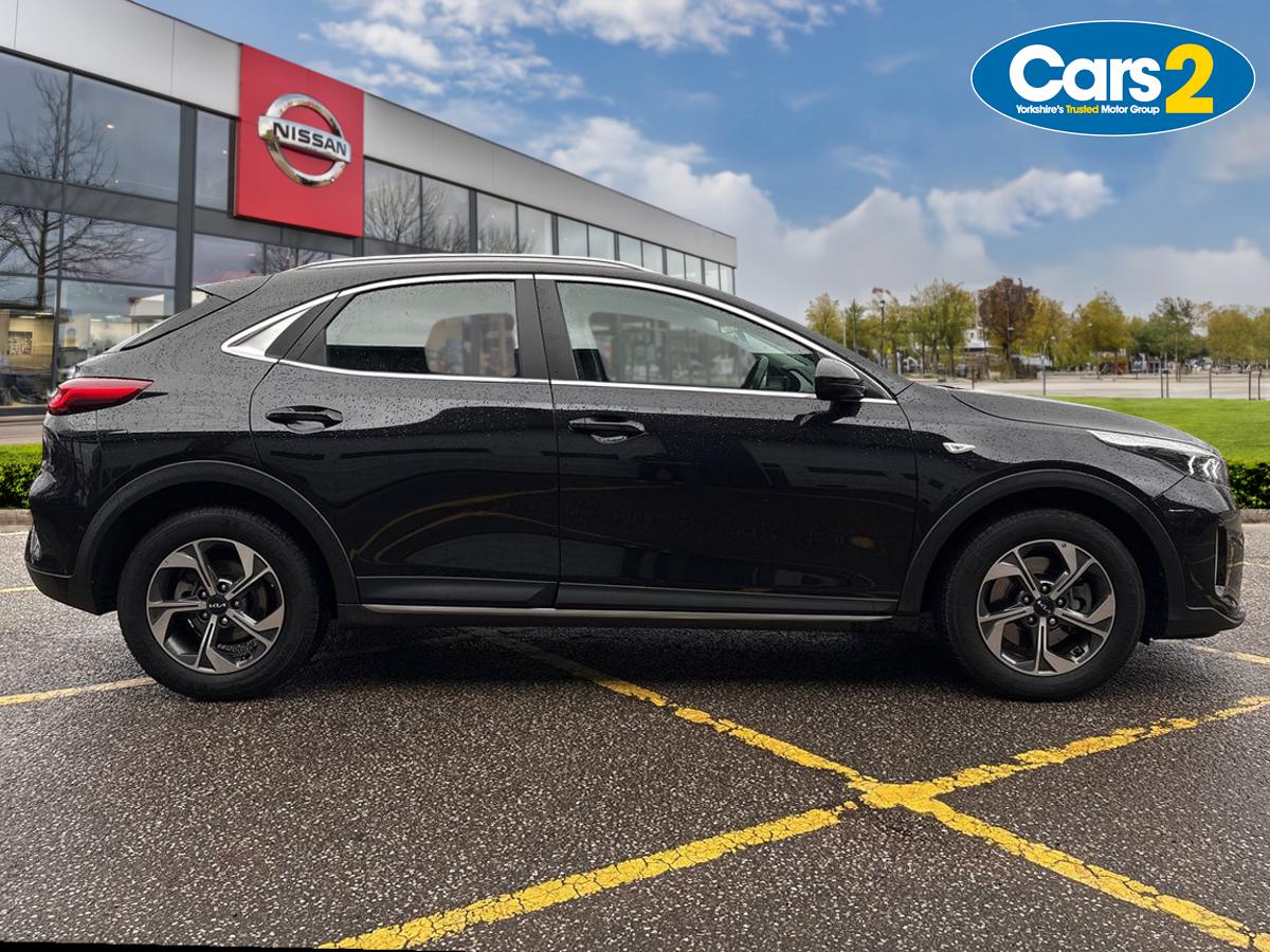 Used Kia XCeed 2023 for sale - 77388875: Photo 2