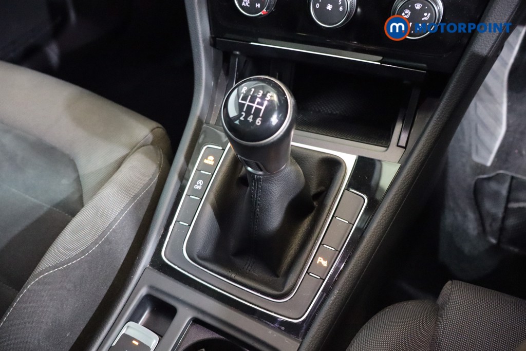 Used Volkswagen Golf 2019 for sale - 76067892: Photo 21