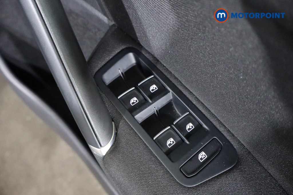 Used Volkswagen Golf 2019 for sale - 76067892: Photo 27