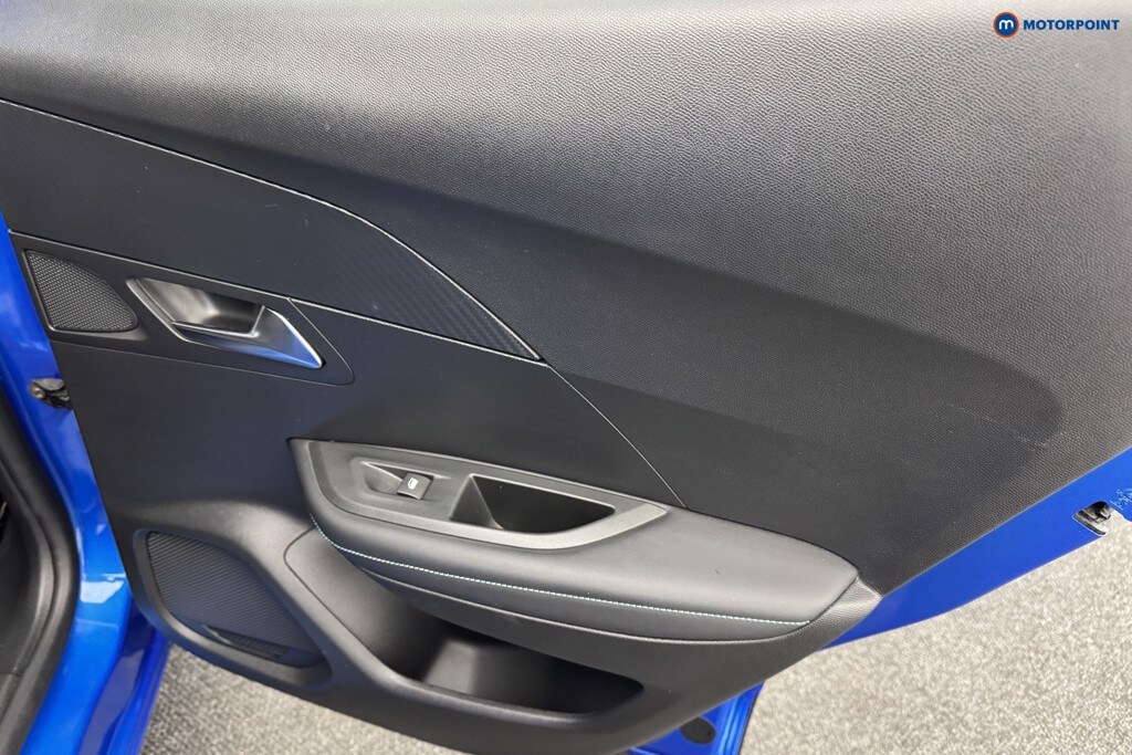 Used Peugeot 2008 2022 for sale - 76895667: Photo 32