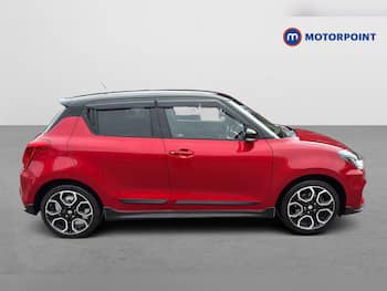 Used Suzuki Swift 2021 for sale - 79826921: Photo