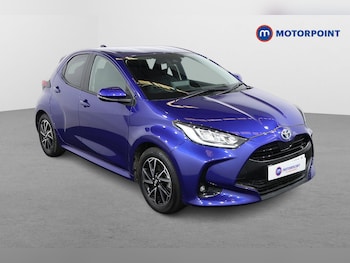 Used Toyota Yaris 2023 for sale - 77932311: Photo