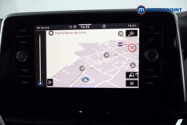 Used Volkswagen T-Roc 2024 for sale - 76131726: Photo 10