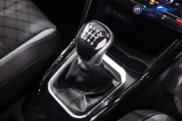 Used Volkswagen T-Roc 2024 for sale - 76131726: Photo 22