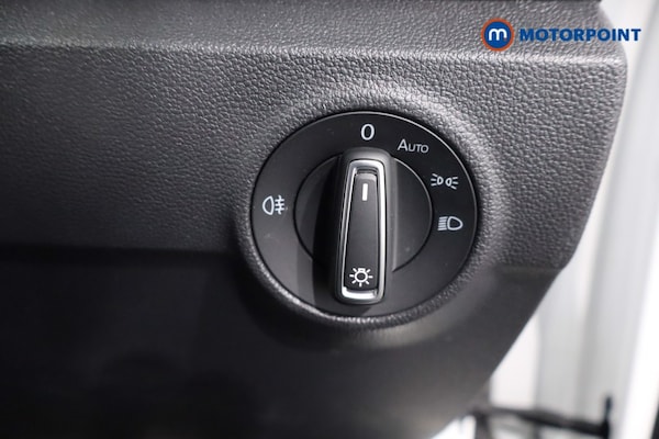 Used Volkswagen T-Roc 2024 for sale - 76131726: Photo 29