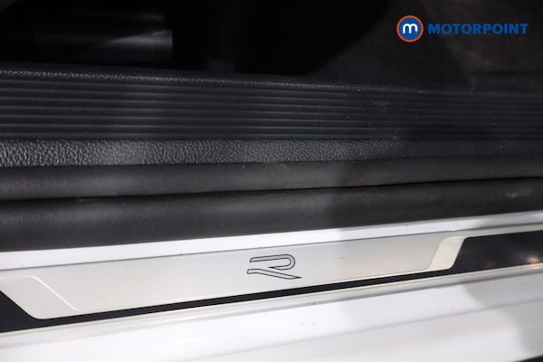 Used Volkswagen T-Roc 2024 for sale - 76131726: Photo 30