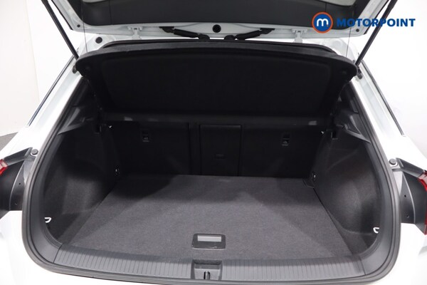 Used Volkswagen T-Roc 2024 for sale - 76131726: Photo 46