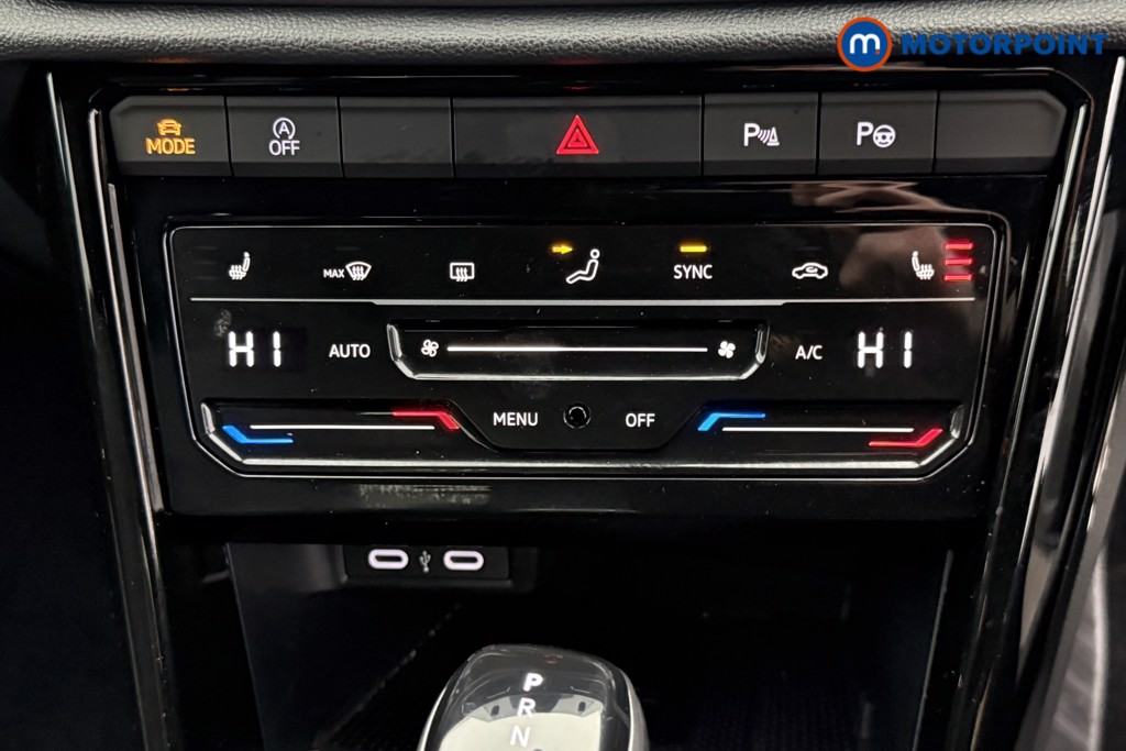 Used Volkswagen T-Roc 2025 for sale - 77297807: Photo 21