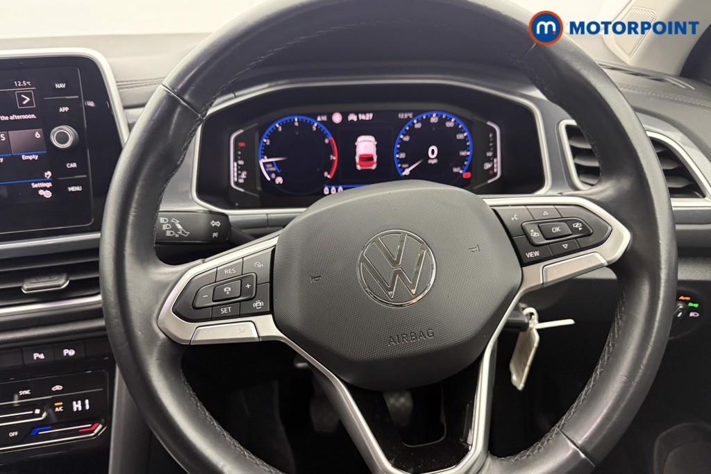 Used Volkswagen T-Roc 2023 for sale - 77989232: Photo 14