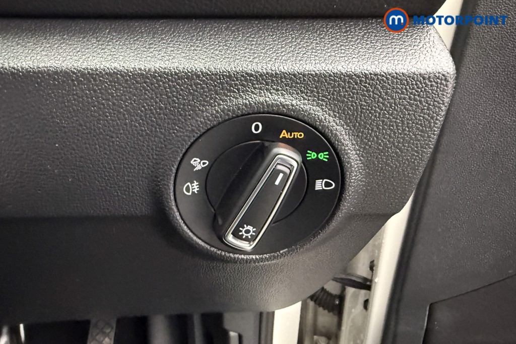 Used Volkswagen T-Roc 2023 for sale - 77989232: Photo 17