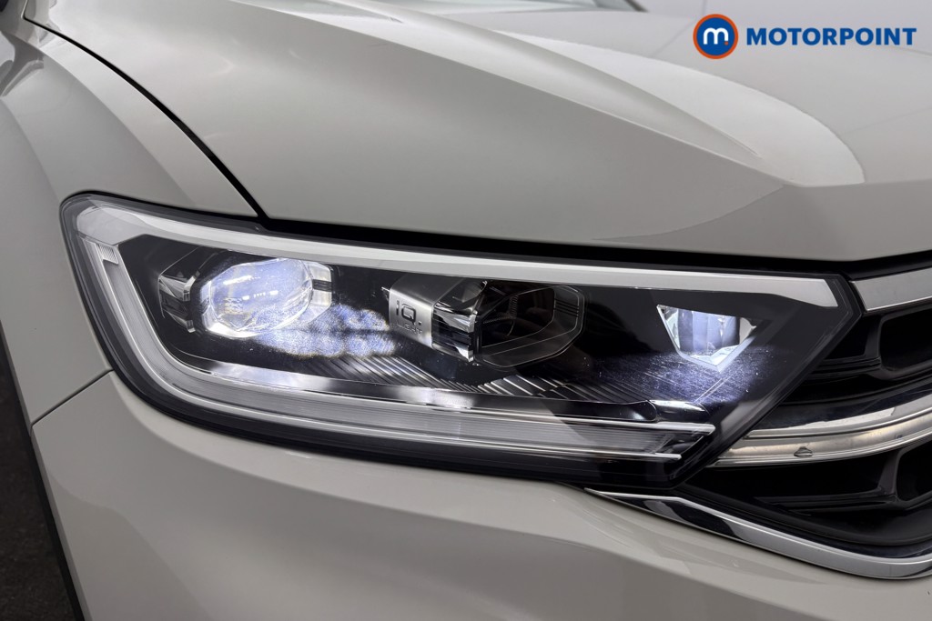 Used Volkswagen T-Roc 2023 for sale - 77989232: Photo 22