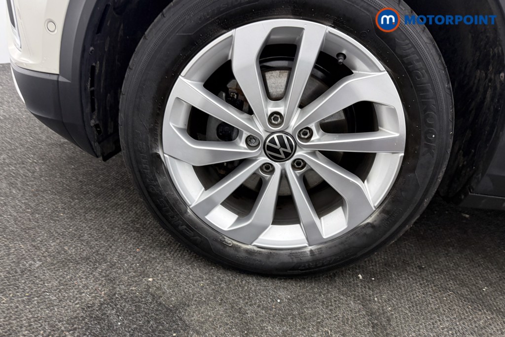 Used Volkswagen T-Roc 2023 for sale - 77989232: Photo 29