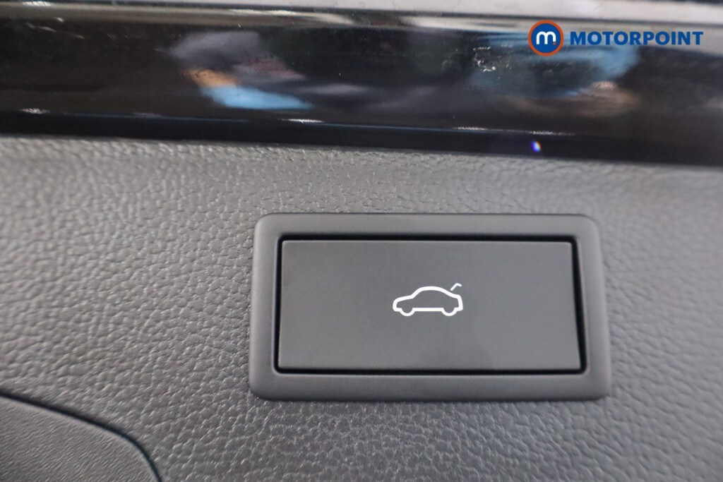 Used Volkswagen Passat 2025 for sale - 76028622: Photo 45