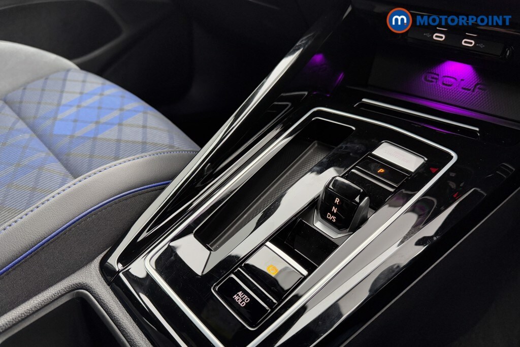 Used Volkswagen Golf 2023 for sale - 77490392: Photo 24