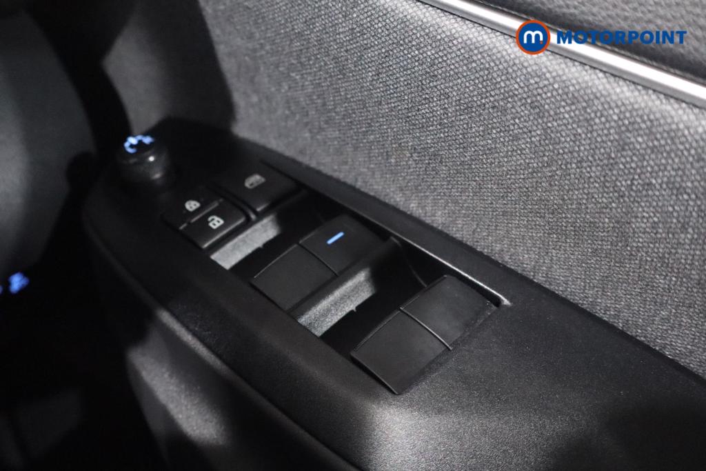 Used Toyota Yaris Cross 2022 for sale - 77529747: Photo 18