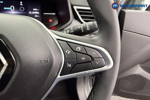 Used Renault Clio 2023 for sale - 76157626: Photo 21