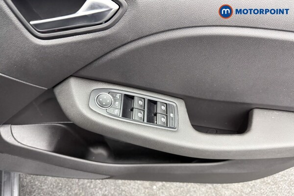 Used Renault Clio 2023 for sale - 76157626: Photo 23