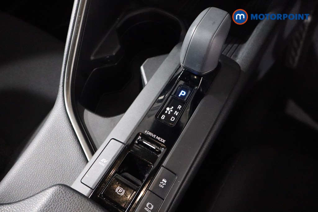 Used Toyota C-HR 2024 for sale - 76685099: Photo 22