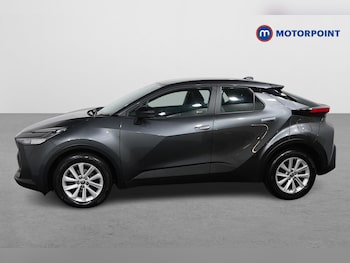 Used Toyota C-HR 2024 for sale - 76685099: Photo
