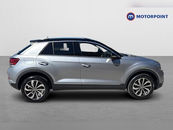 Used Volkswagen T-Roc 2023 for sale - 78370942: Photo