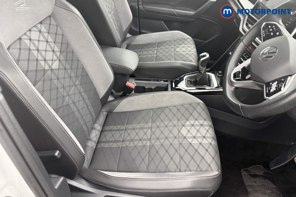 Used Volkswagen T-Roc 2023 for sale - 76638340: Photo 14