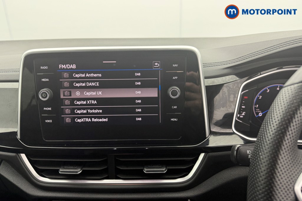 Used Volkswagen T-Roc 2023 for sale - 76638340: Photo 15