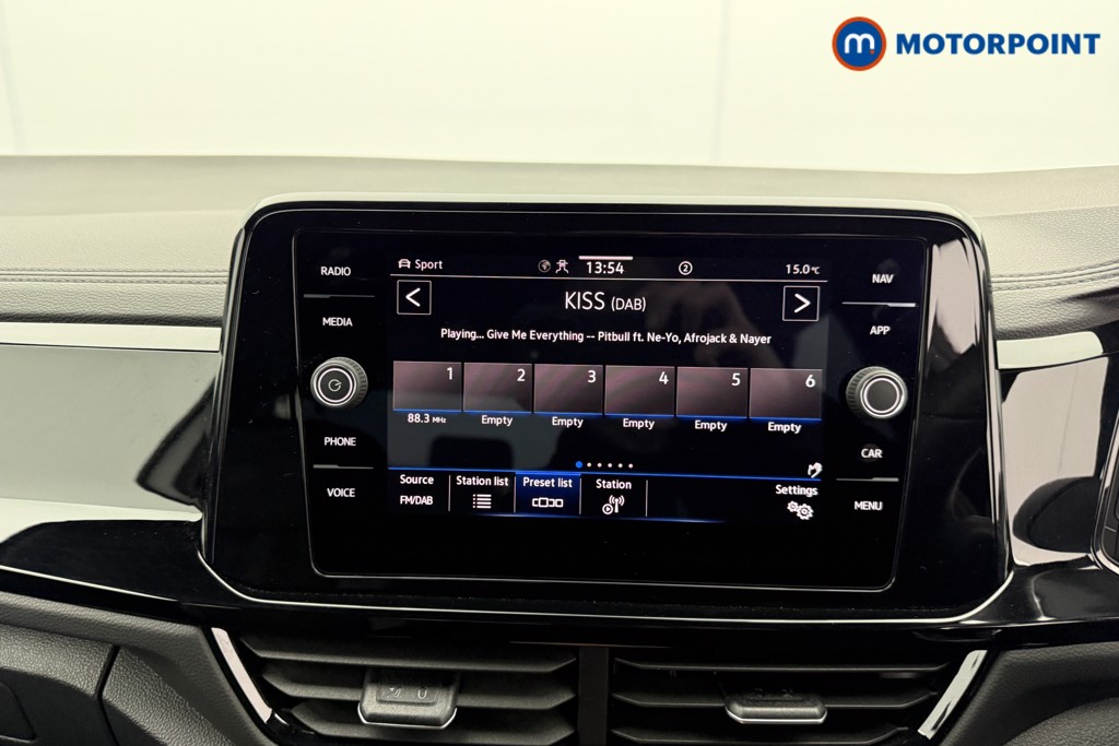 Used Volkswagen T-Roc for sale - 77245830: Photo 14