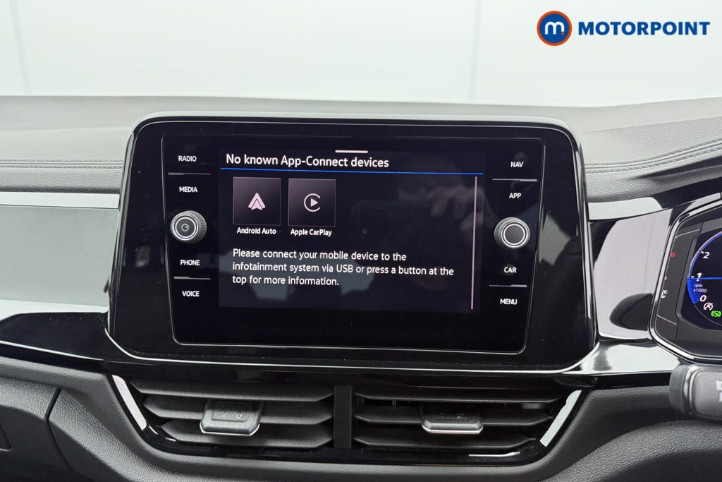 Used Volkswagen T-Roc for sale - 77245830: Photo 18