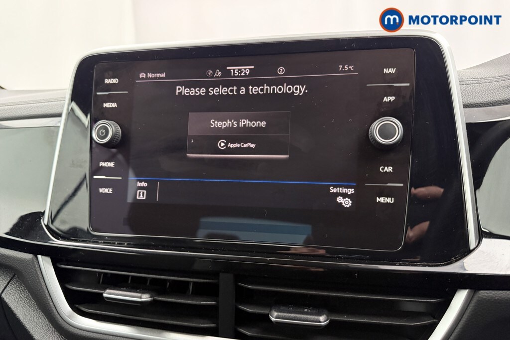 Used Volkswagen T-Roc for sale - 77490347: Photo 18