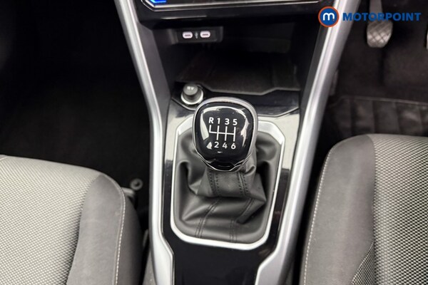Used Volkswagen T-Roc 2023 for sale - 76206299: Photo 21